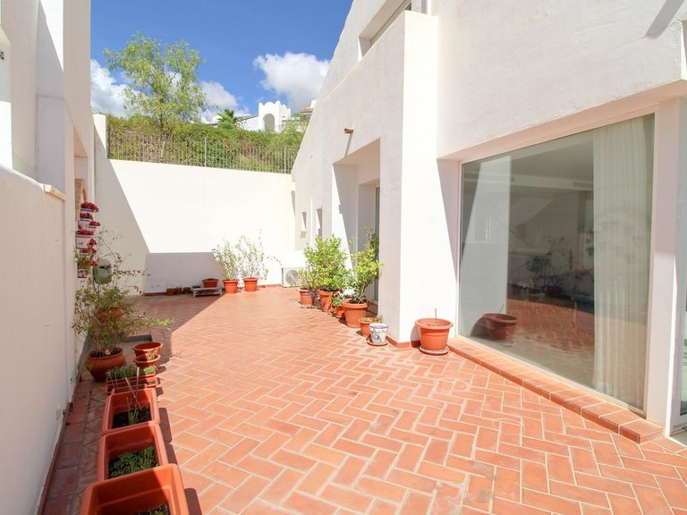 Villa for Sale in Benalmadena, Malaga 10