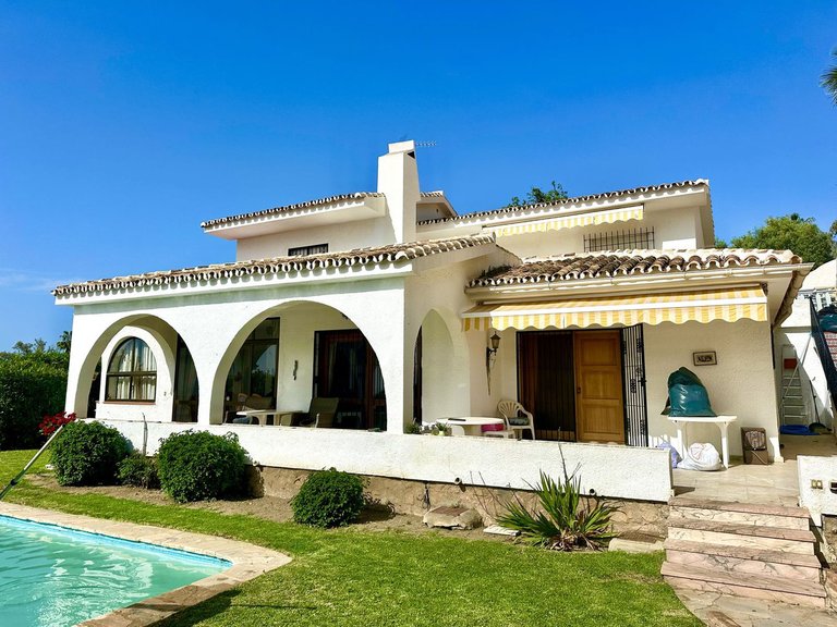 Villa for Sale in Torremuelle, Malaga 24