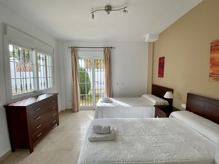 Villa for Sale in Lauro Golf, Malaga 17