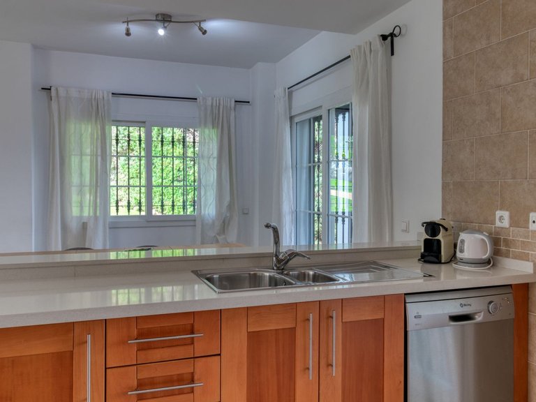 Villa for Sale in Lauro Golf, Malaga 12
