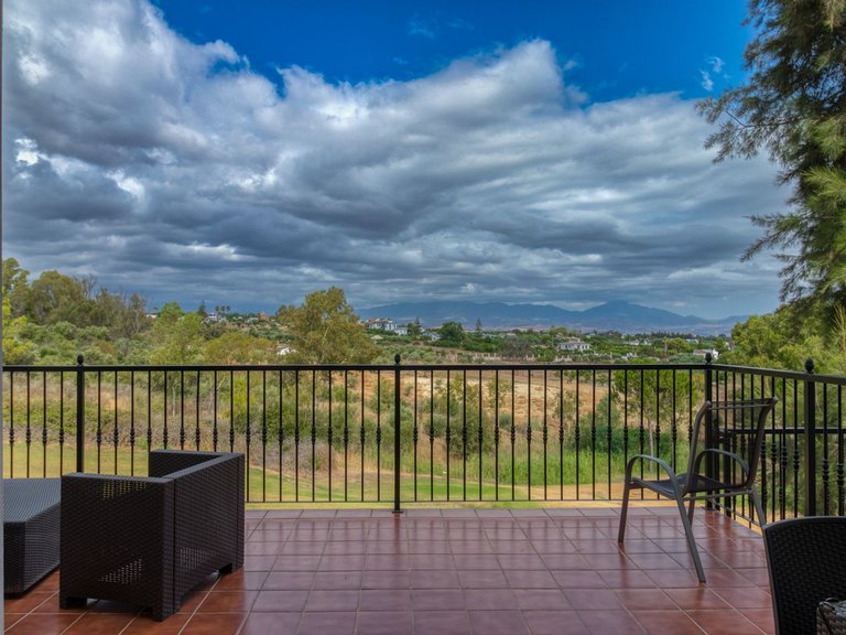Villa for Sale in Lauro Golf, Malaga 13