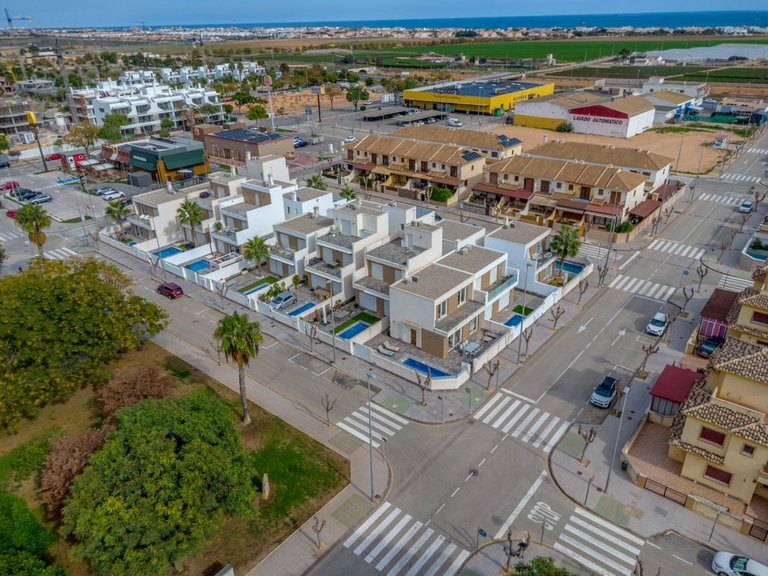 Villa for Sale in Pilar De La Horadada, Alicante 24