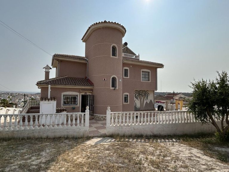 Villa for Sale in Costa Blanca Ciudad Quesada, Alicante 13