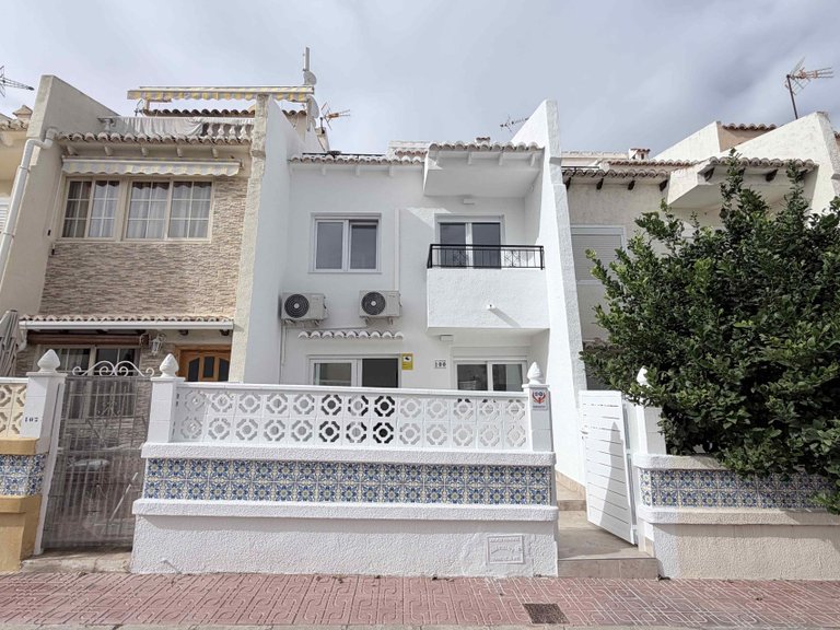 Town House for Sale in Torrevieja, Alicante 2