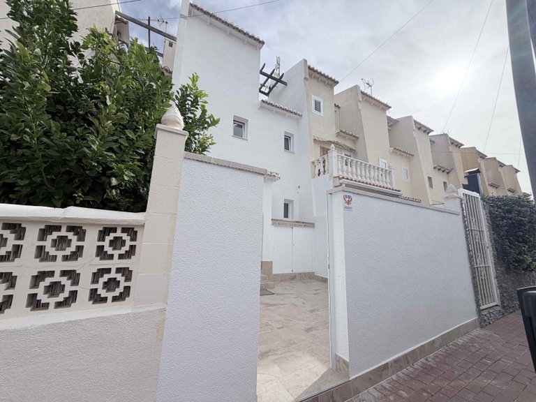 Town House for Sale in Torrevieja, Alicante 4