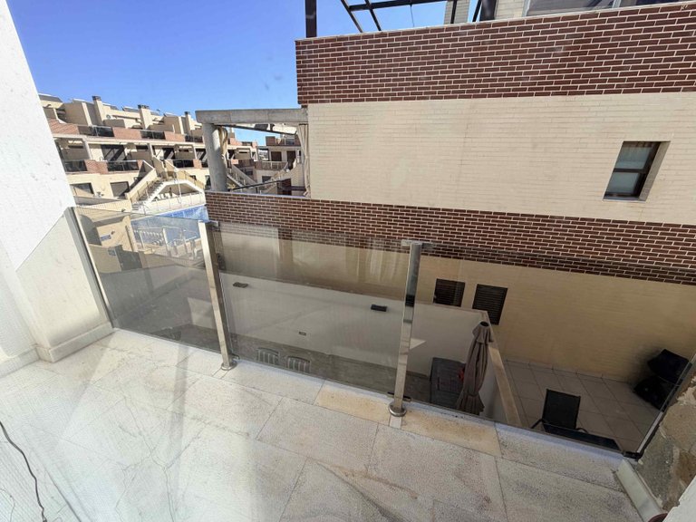 Town House for Sale in Costa Blanca Cabo Roig, Alicante 19