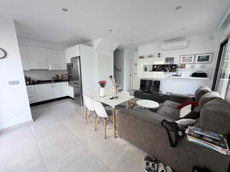 Town House for Sale in Costa Blanca Cabo Roig, Alicante 6