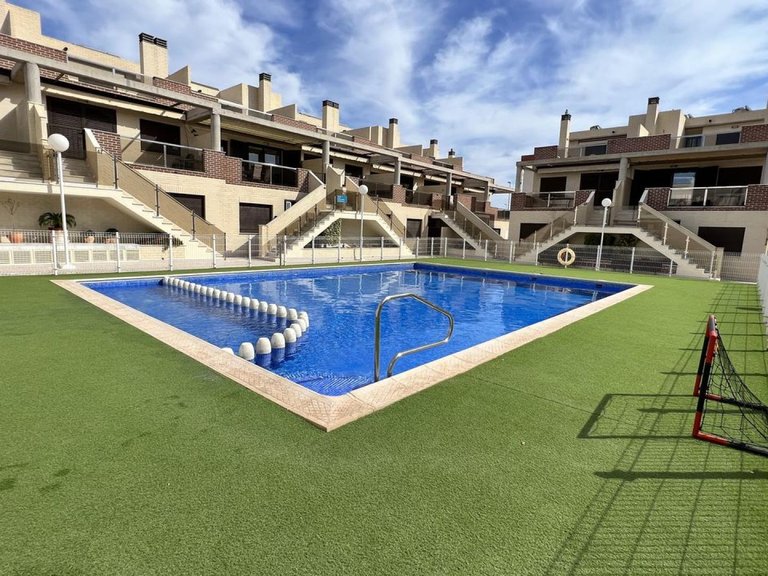 Town House for Sale in Costa Blanca Cabo Roig, Alicante 35
