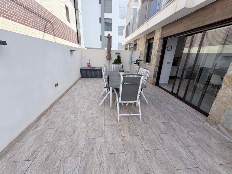 Town House for Sale in Costa Blanca Cabo Roig, Alicante 4