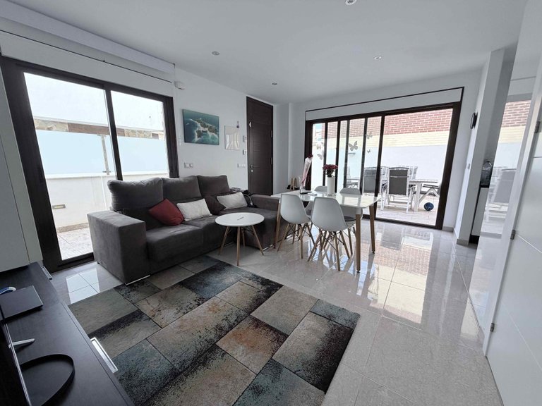 Town House for Sale in Costa Blanca Cabo Roig, Alicante 8