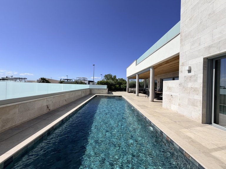 Villa for Sale in Costa Blanca Benijofar, Alicante 4