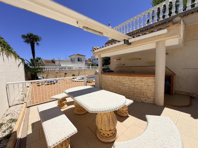 Villa for Sale in Costa Blanca Torrevieja, Alicante 47