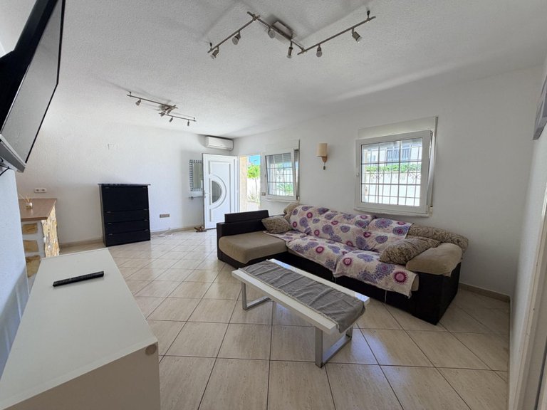 Villa for Sale in Costa Blanca Torrevieja, Alicante 32