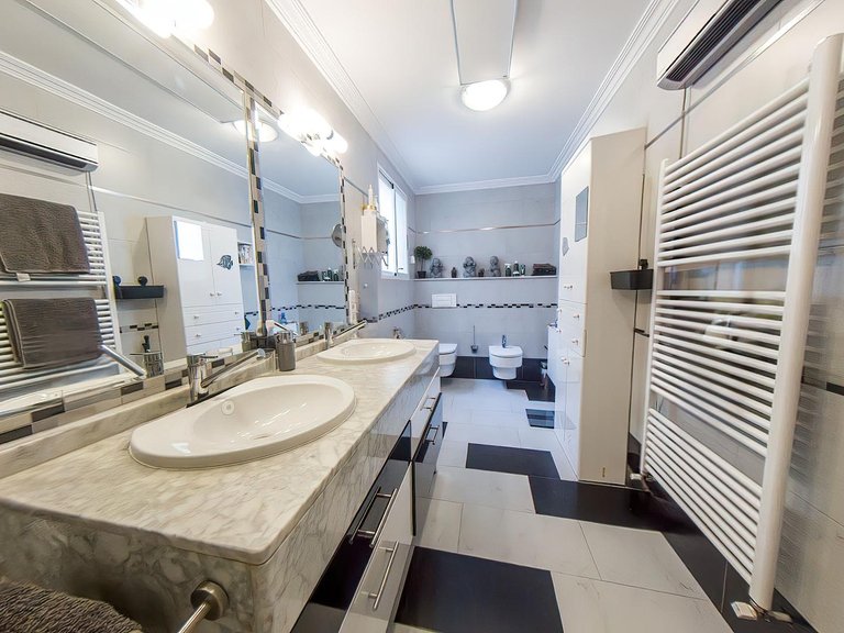 Villa for Sale in Costa Blanca Torrevieja, Alicante 47