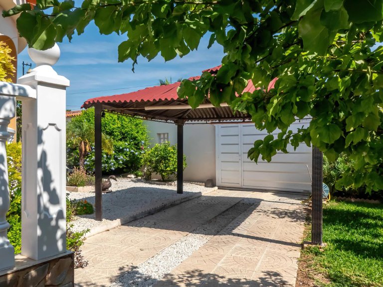 Villa for Sale in Costa Blanca Torrevieja, Alicante 4
