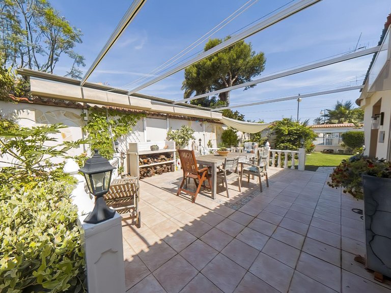 Villa for Sale in Costa Blanca Torrevieja, Alicante 5