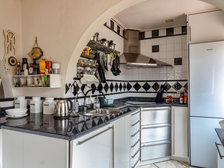 Villa for Sale in Costa Blanca Torrevieja, Alicante 40