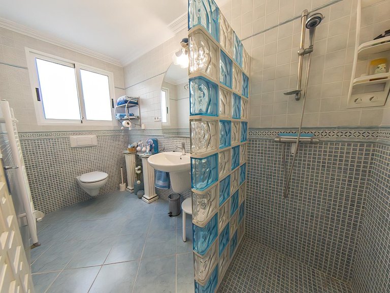 Villa for Sale in Costa Blanca Torrevieja, Alicante 46