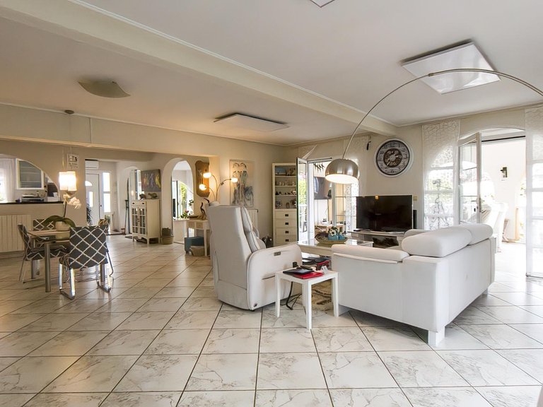 Villa for Sale in Costa Blanca Torrevieja, Alicante 16