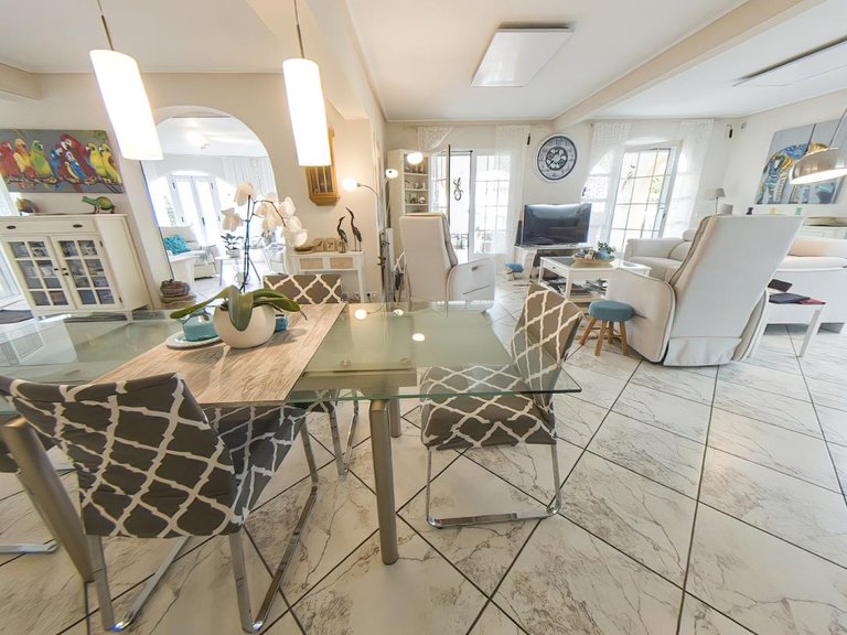 Villa for Sale in Costa Blanca Torrevieja, Alicante 18