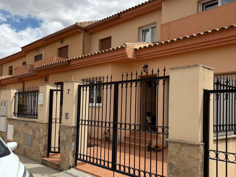 Town House for Sale in Pinoso, Alicante 2