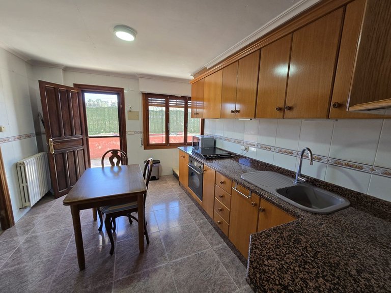 Villa for Sale in Monovar, Alicante 10