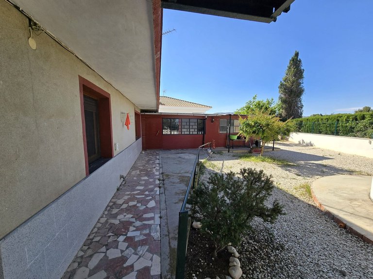 Villa for Sale in Monovar, Alicante 40