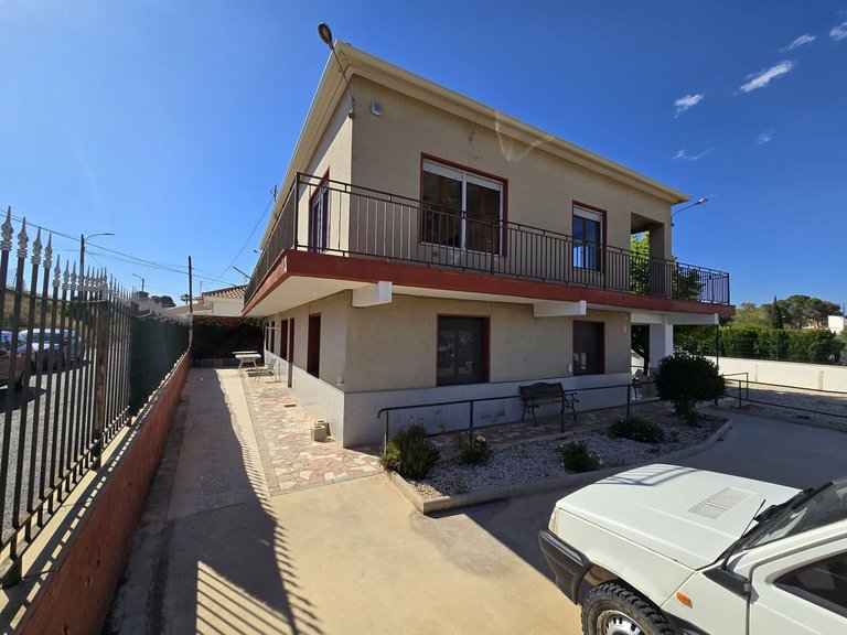 Villa for Sale in Monovar, Alicante 36