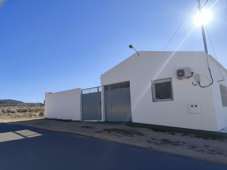 Commercial for Sale in Sax, Alicante 1