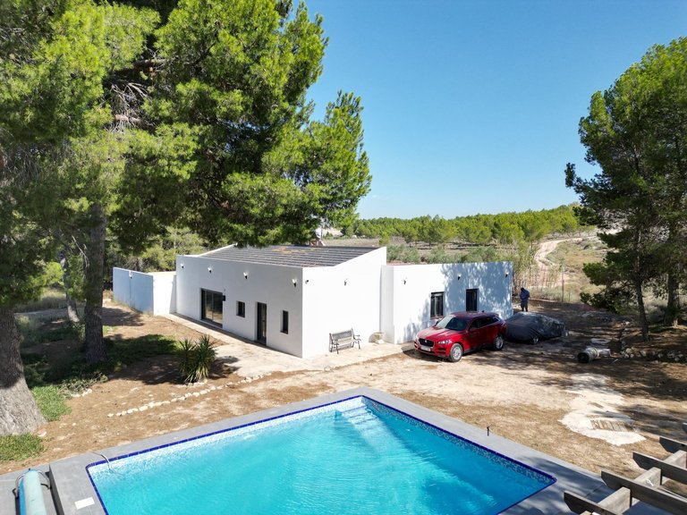 Villa for Sale in Villena, Alicante 4