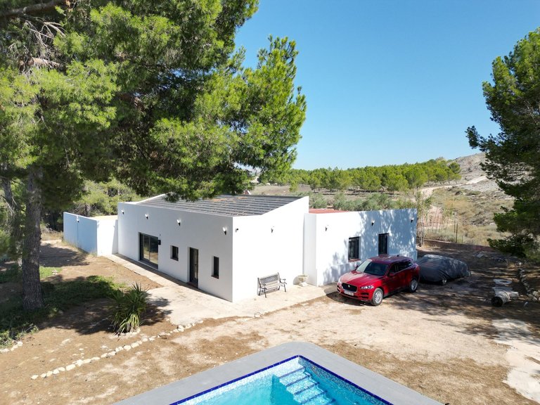 Villa for Sale in Villena, Alicante 5