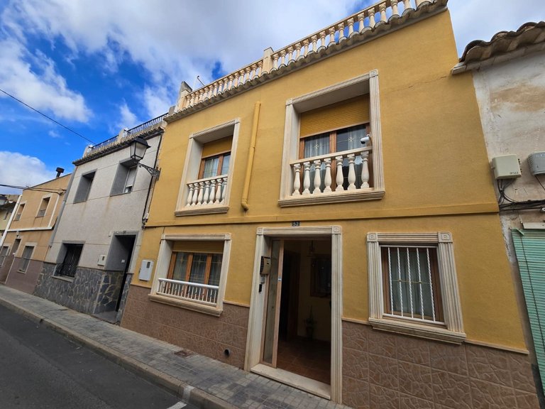 Town House for Sale in Sax, Alicante 1