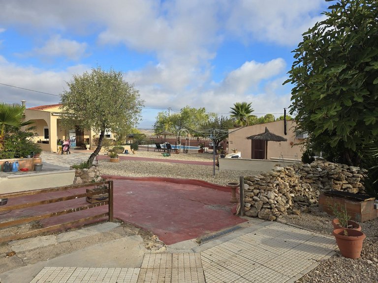 Villa for Sale in Sax, Alicante 8
