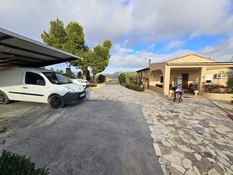 Villa for Sale in Sax, Alicante 10