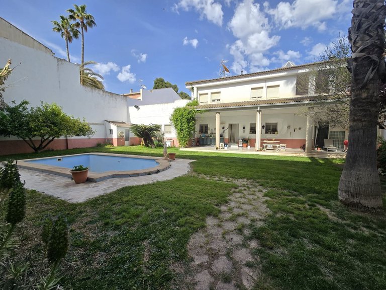 Villa for Sale in Sax, Alicante 36