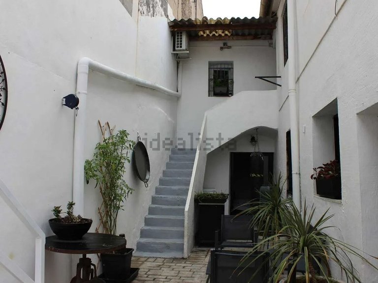 Town House for Sale in Pinoso, Alicante 1