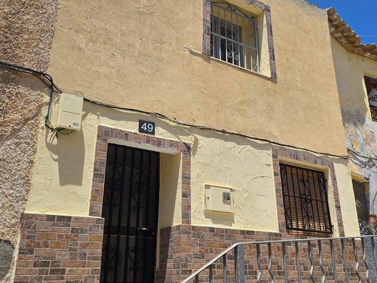 Town House for Sale in Sax, Alicante 1