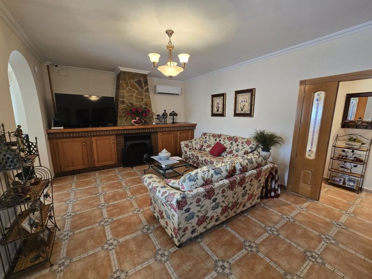 Villa for Sale in Villena, Alicante 9