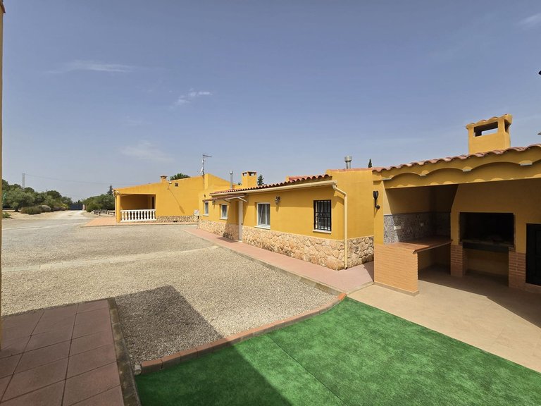 Villa for Sale in Villena, Alicante 29