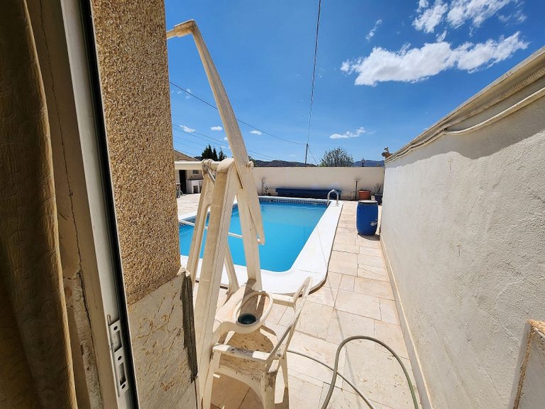 Country House for Sale in Algueña, Alicante 32