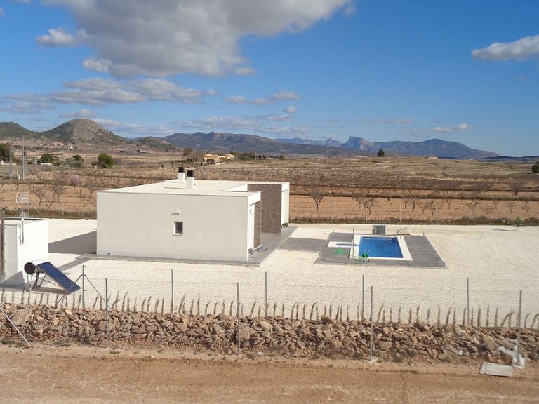 Villa for Sale in Pinoso, Alicante 5