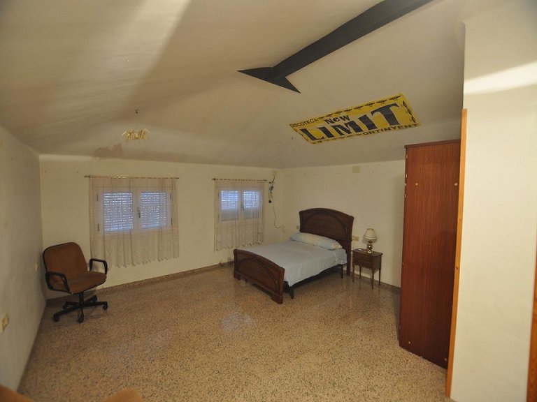Villa for Sale in Villena, Alicante 26