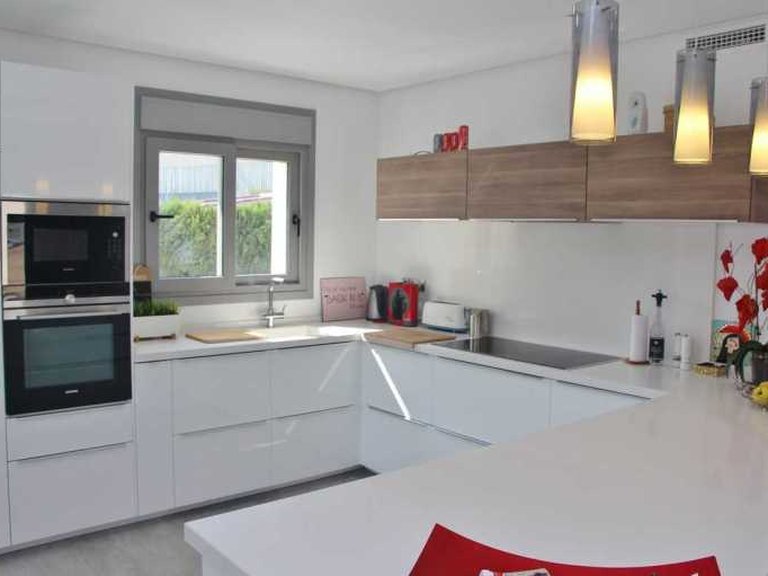 Villa for Sale in Benijófar, Alicante 3