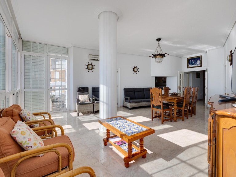 Apartment for Sale in Costa Blanca Torrevieja, Alicante 9