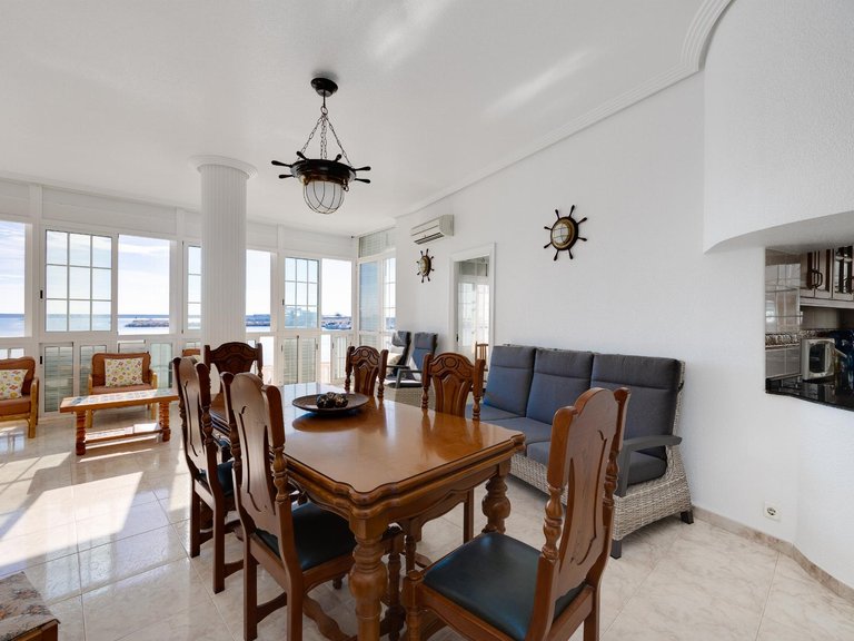 Apartment for Sale in Costa Blanca Torrevieja, Alicante 4