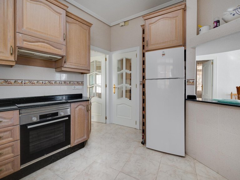 Apartment for Sale in Costa Blanca Torrevieja, Alicante 15