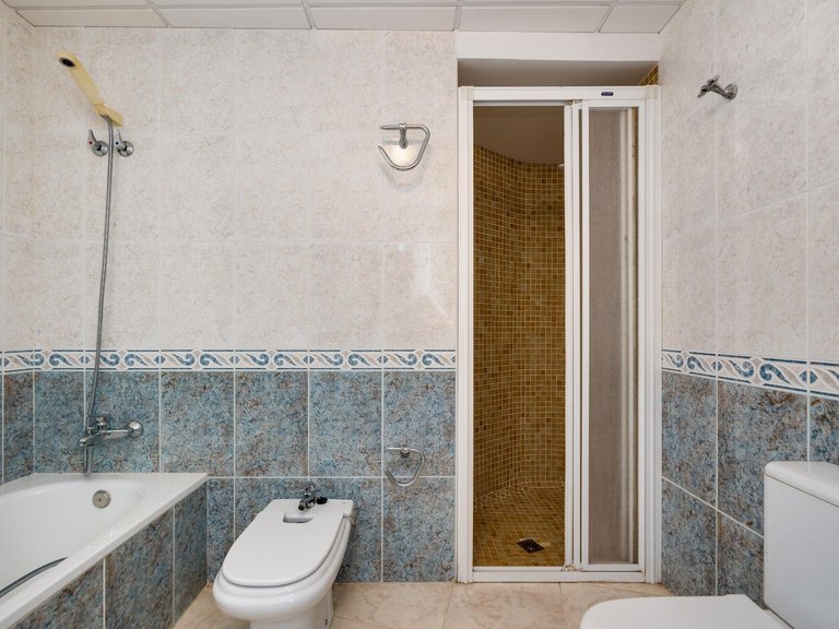 Apartment for Sale in Costa Blanca Torrevieja, Alicante 27