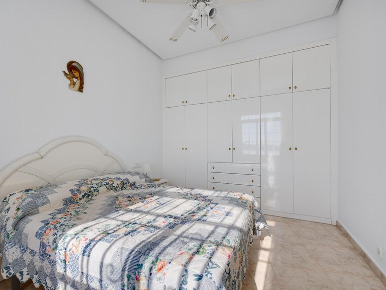 Apartment for Sale in Costa Blanca Torrevieja, Alicante 20