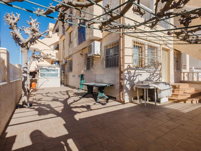 Villa for Sale in Costa Blanca Torrevieja, Alicante 2