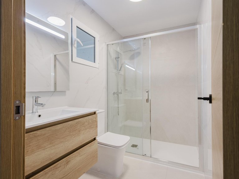 Villa for Sale in Algorfa, Alicante 32